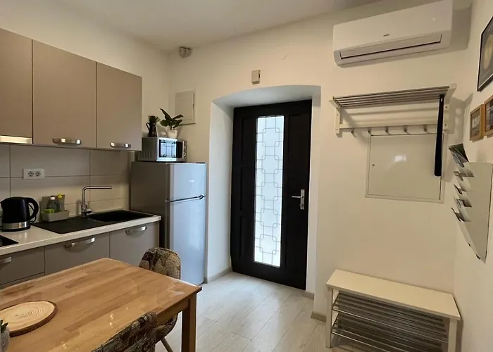 아파트 Arena 풀라